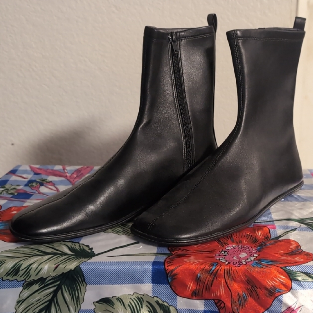 Sleek Black Ankle Booties